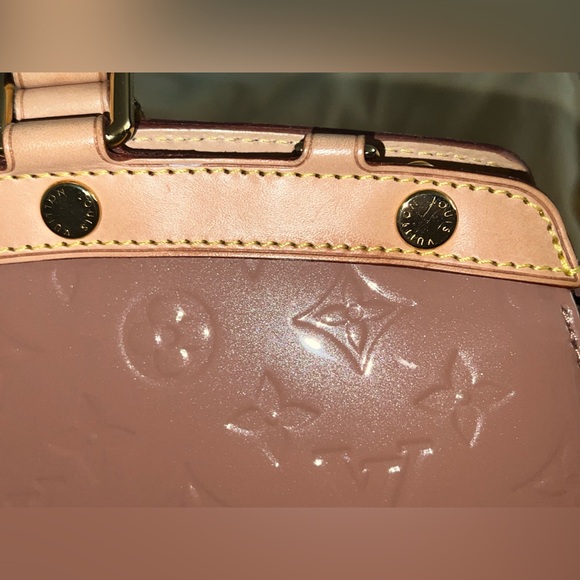 Louis Vuitton Vernis Brea GM  Rose Velours(Like NEW!!) - Picture 6 of 16